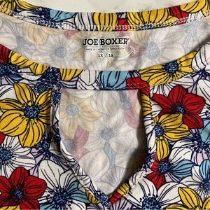 NWOT Joe Boxer Floral Blouse